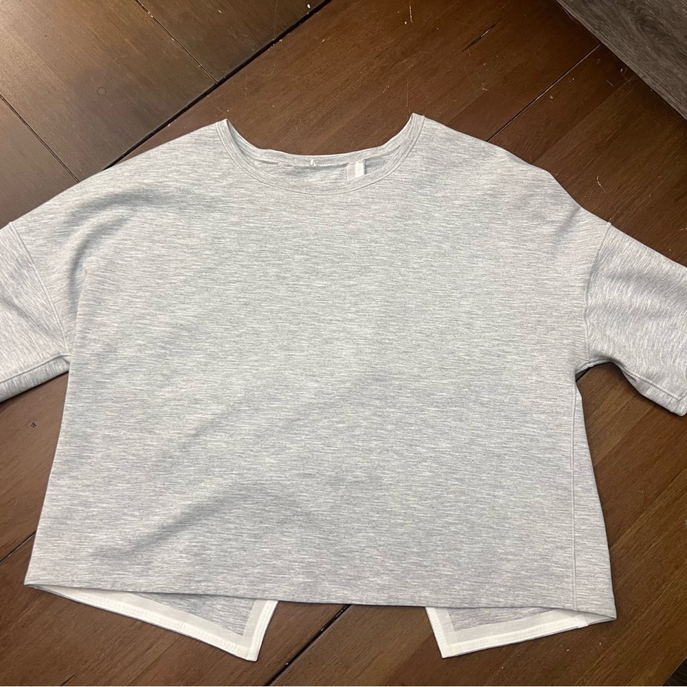 Lululemon minimal short sleeve